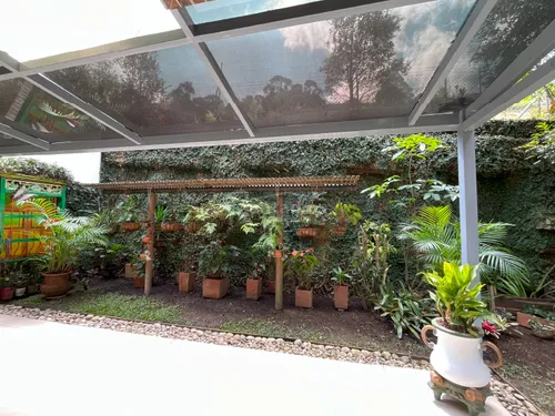 Casa En Arriendo En Loma Del Atravesado. Cod A776020
