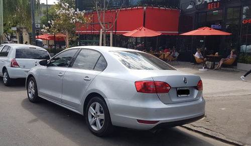 Volkswagen Vento Luxury 2.5 - Impecable!