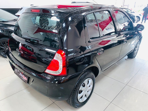 Imagem 4 de 10 de Renault Clio - 2014/2015 1.0 Expression 16v Flex 4p Manual