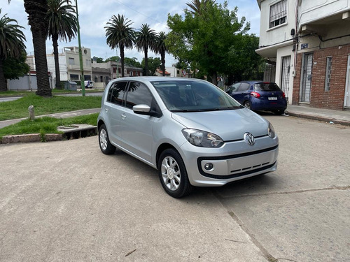 Volkswagen Up! 1.0 High Up! 75cv