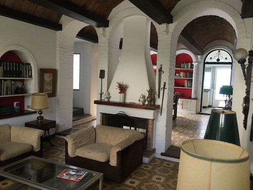 Imagen 2 de 18 de Venta En Pleno Casco Urbano De Chascomus, 7 Amb