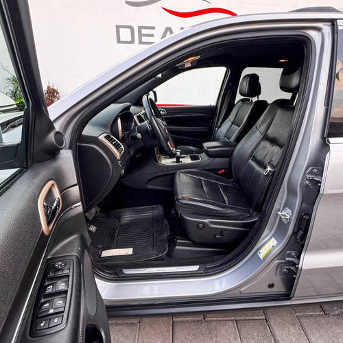 Jeep Grand Cherokee 3.6 Limited Lujo V6 4x2 At
