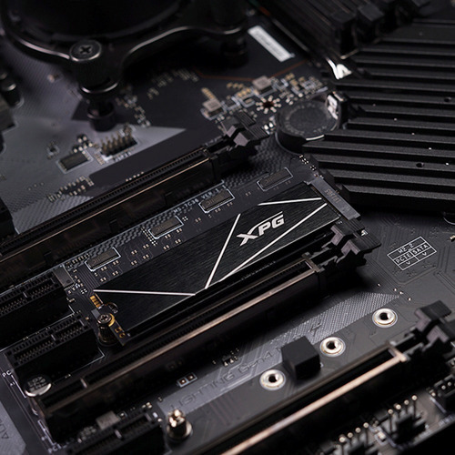 Imagen 2 de 10 de Disco Ssd 512gb M2 2280 Nvme Adata Xpg Gammix S70 Pc Ps5
