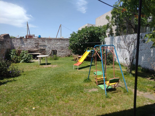 Casa Dos Dormitorios Ciudad De Azul A La Venta