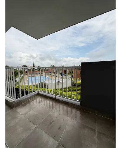 Venta Apartamento De 80mts2 En El Castillo, Jamundí, 13369-4
