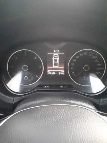 Imagen 10 de 10 de Volkswagen Amarok Highland Pack 4x4 2016