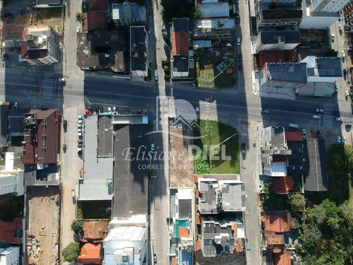 Imagem 9 de 13 de 4 Suítes 3 Vagas Frente Avenida - 2379