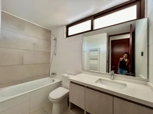 Duplex Con Jacuzzi Y Quincho Privado // 3d + 3b + Servicios