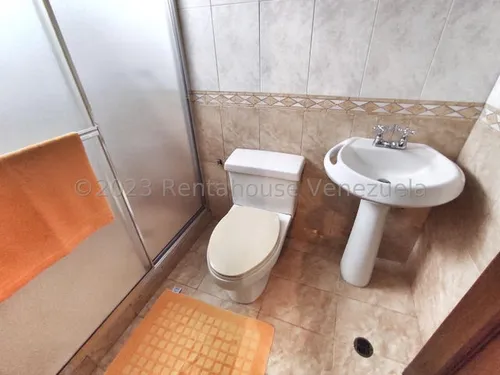 Casa En Venta 23-13961