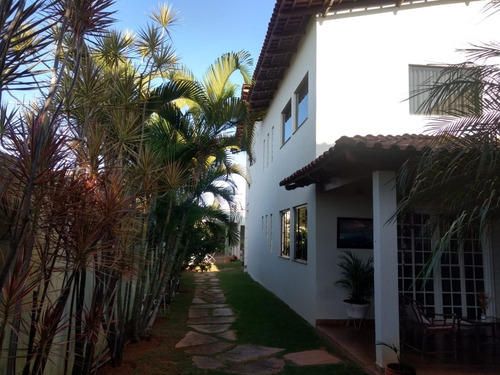 Imagem 9 de 15 de Ótimo Sobrado 6 Quartos Armários Sala 3 Ambientes Lote 800m² - 21104