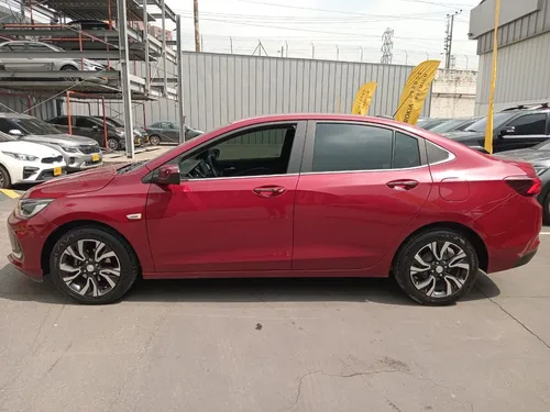 Chevrolet Onix 1.0T Premier Sedan At
