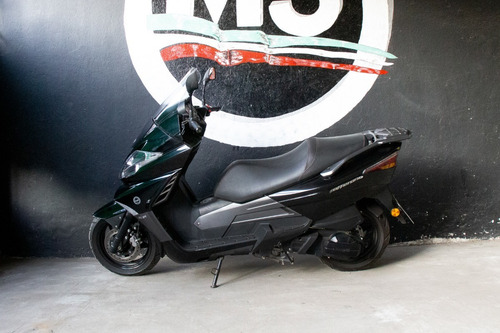 Imagen 20 de 21 de Benelli Zafferano 250