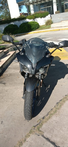 Rouser Rs