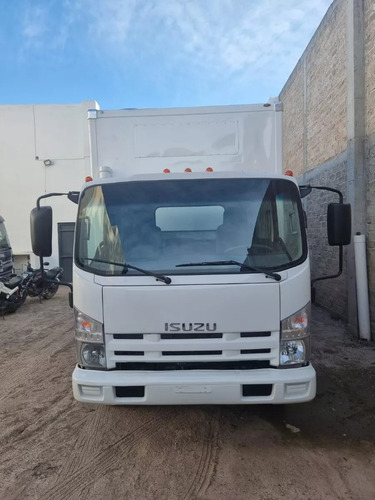 Isuzu Elf 500 Modelo 2010