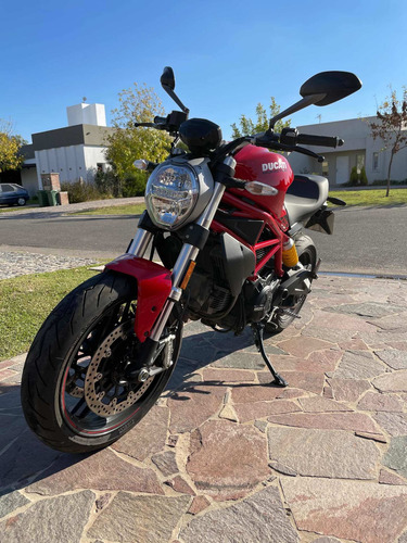 Ducati Monster 797