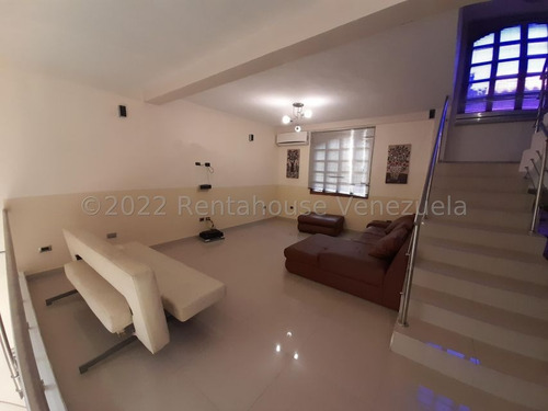 Imagen 4 de 15 de Eloisa Mejia Rentahouse Vende Townhouse En Agua Blanca Valencia 22-18153