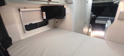 Imagen 10 de 10 de Alquiler Motorhome Autocaravana Campervan 4 Pasajeros Furgon
