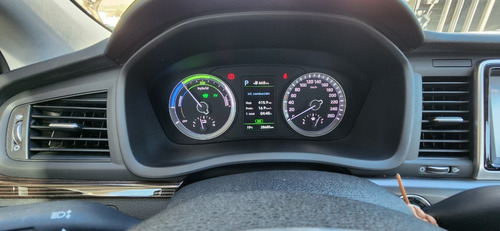 Imagen 11 de 20 de Hyundai Sonata Hev Premium Hev 2.0 Premium