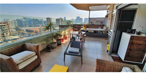 Hermoso Dúplex Con Terraza - Sector Manquehue