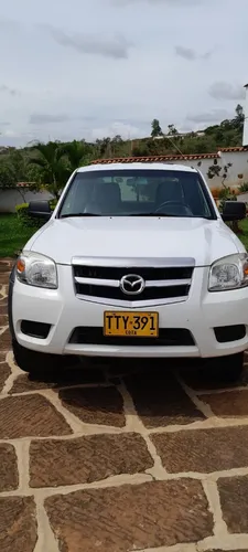 Mazda Bt-50 Turbo Diesel 2.5cc Doblecabina 4x4 Mt Aa