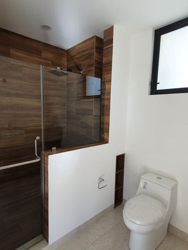 Residencia En Portanova, Diseño De Autor, Jardín, Sala Tv, 4 Recamaras, De Lujo