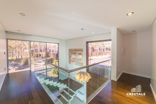 Imagen 21 de 30 de Imponente Casa 4 Dormitorios En Venta - San Marino (funes Hills)