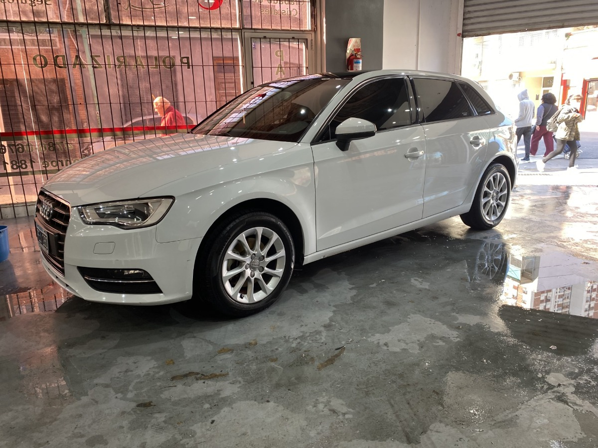 Audi A3 Sportback Tfsi - 1.4t - Titular Caba