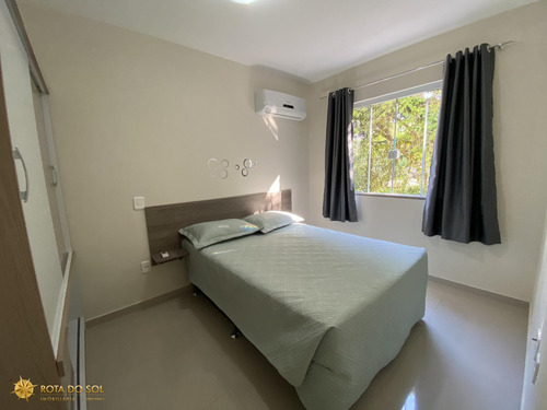 Imagem 13 de 22 de Apartamento Mobiliado À Venda No Centro De Bombinhas - A002