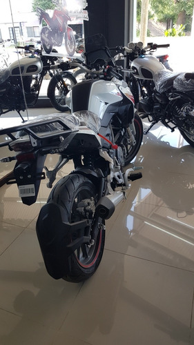 Imagen 3 de 8 de Benelli Trk 251