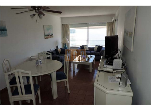 Sobre Mansa Apartamento - Ref: 15429