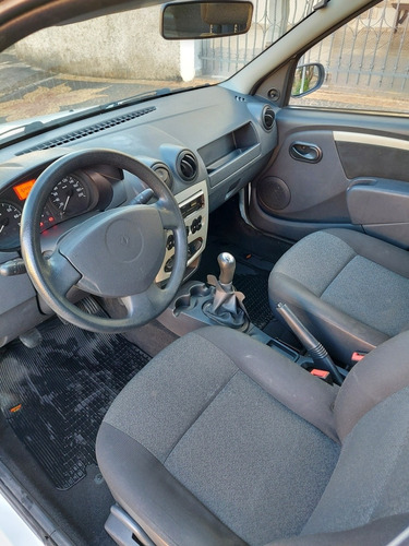 Renault Logan 2009 1.0 16v Expression Hi-flex 4p