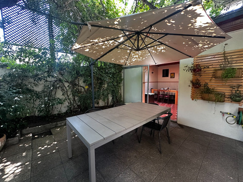 Casa En La Mejor Ubicación De Vitacura