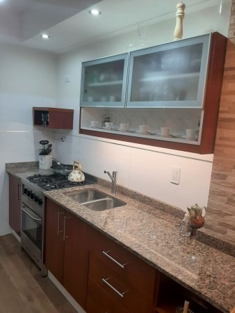 Departamento De 3 Amb Con Vista A Plaza Colon