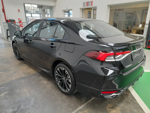 Imagen 4 de 15 de Toyota Corolla Gr-s 2.0 Cvt Gi