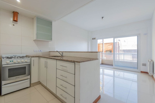 Venta Depto. Stos. Lugares- 2 Amb.-balcón-a. Cred.