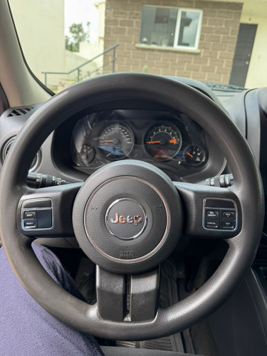 Jeep Patriot 2.4 Sport 4x2 Mt
