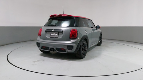 Mini John Cooper Works 2.0 JOHN COOPER WORKS HOT CHILI AT
