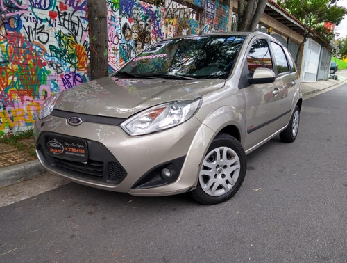 Ford Fiesta Hatch 1.6 Completo 2013
