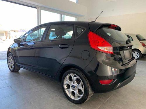 Ford Fiesta Kinetic Design 1.6 Titanium 120cv 2013