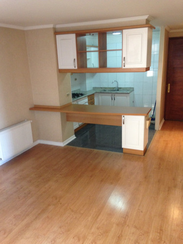  1 Dormitorio En Suite Y Walk In Closet. Metro Santa Ana