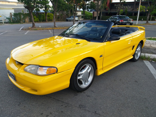 Mustang V8 Conversível