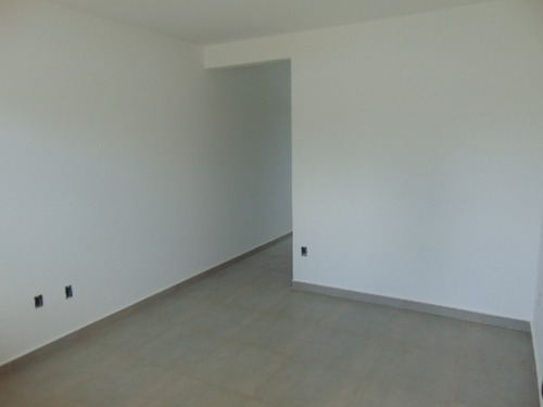 Imagem 2 de 30 de Excelentes Casas Duplex 02 Qtos Com Varanda, 02 Vagas Em Fase De Acabamento Na Melhor Localização Em São José Da Lapa. - Ca00362 - 70123472