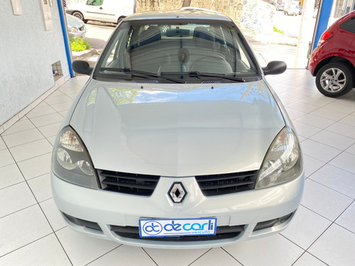 Renault Clio Sedan 1.0 16v Authentique Hi-flex 4p