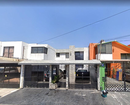 Casa En Valle Dorado, Tlalnepantla De Baz, A Un Super Precio De Remate Bancario