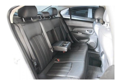 Imagem 6 de 13 de Cruze 1.8 Lt 16v Flex 4p Automático