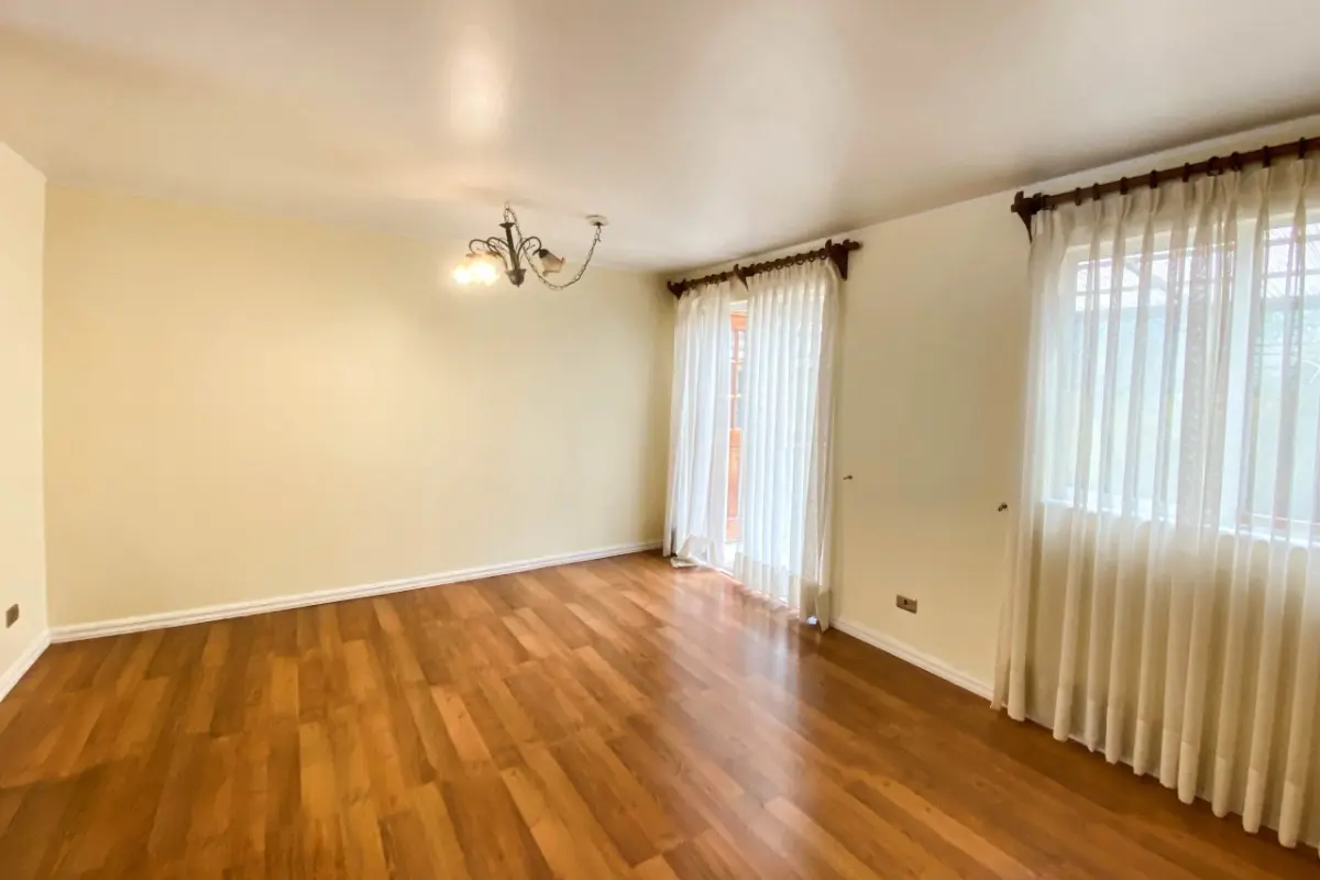 Imagen 3 de 11 de Oportunidad Venta De Gran Casa En Valle Volcanes