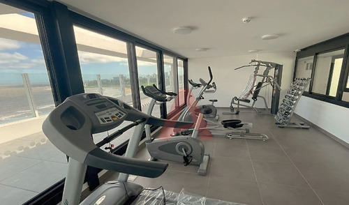 Imagen 27 de 28 de Venta 3 Dormitorio Frente A Rambla Malvín - Edificio Lyra (con Renta)