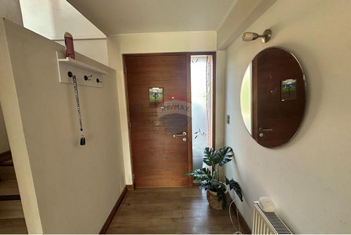 Casa Familiar 4+1 Dorm Brisas Norte