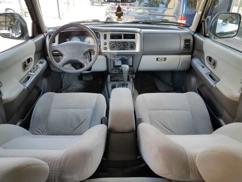 Imagen 6 de 11 de Mitsubishi Montero Sport 2008