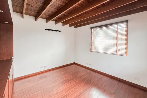 Casa En Arriendo/venta En San José De Bavaria. Cod A7174